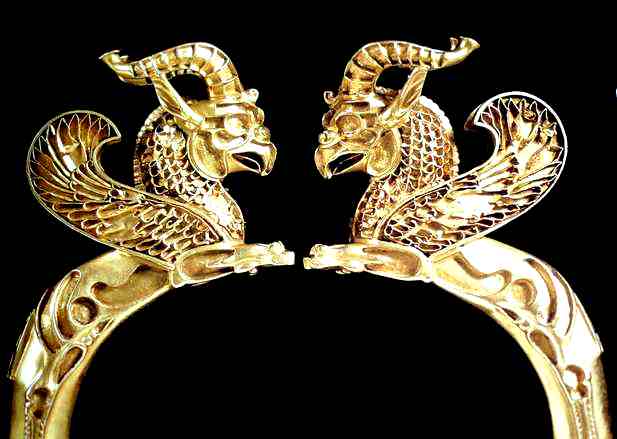 bracelet aux deux griffons photo de bracelet antique