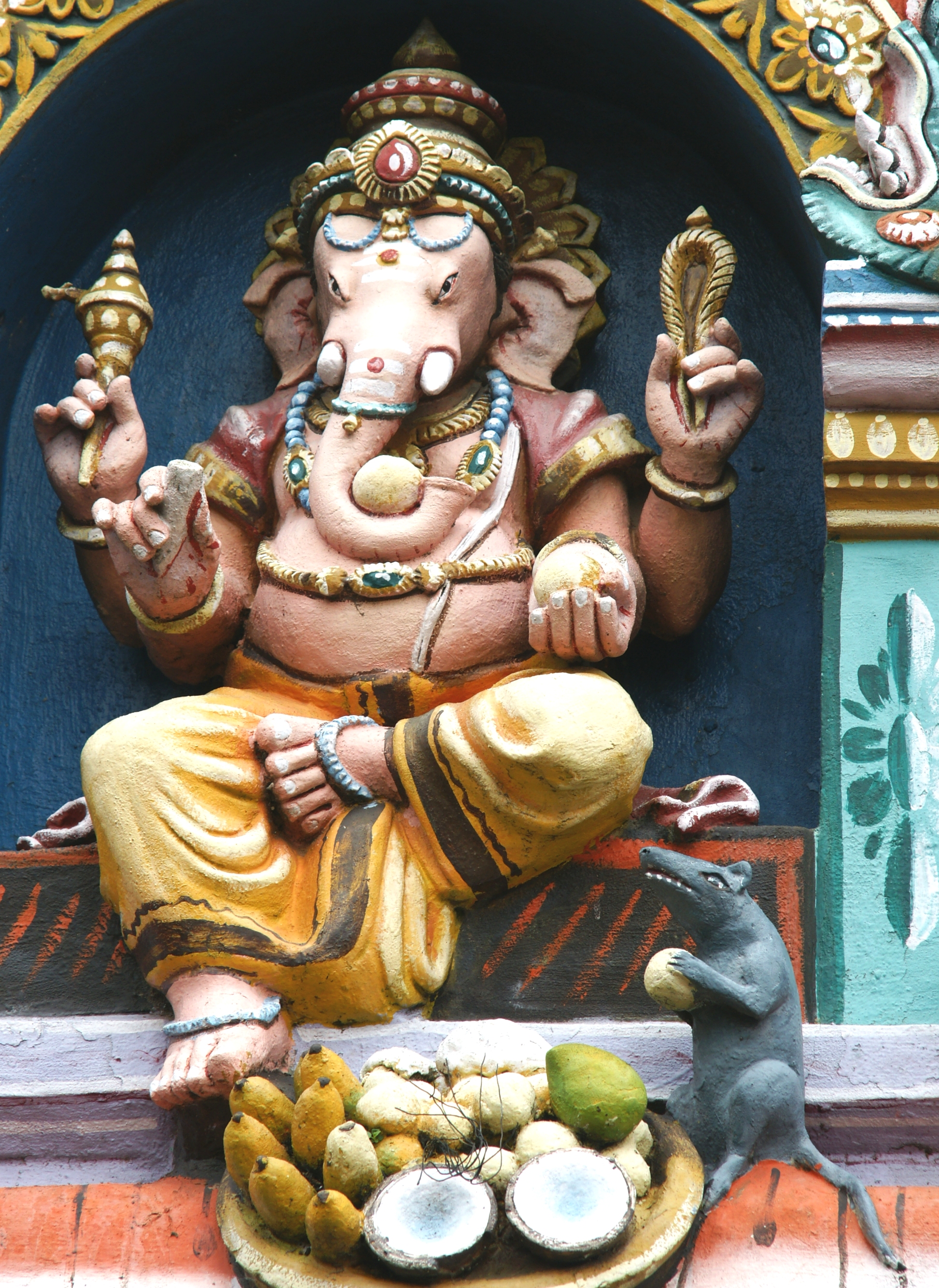sculture frontale de Ganesha Photo de Ganesha dans un temple